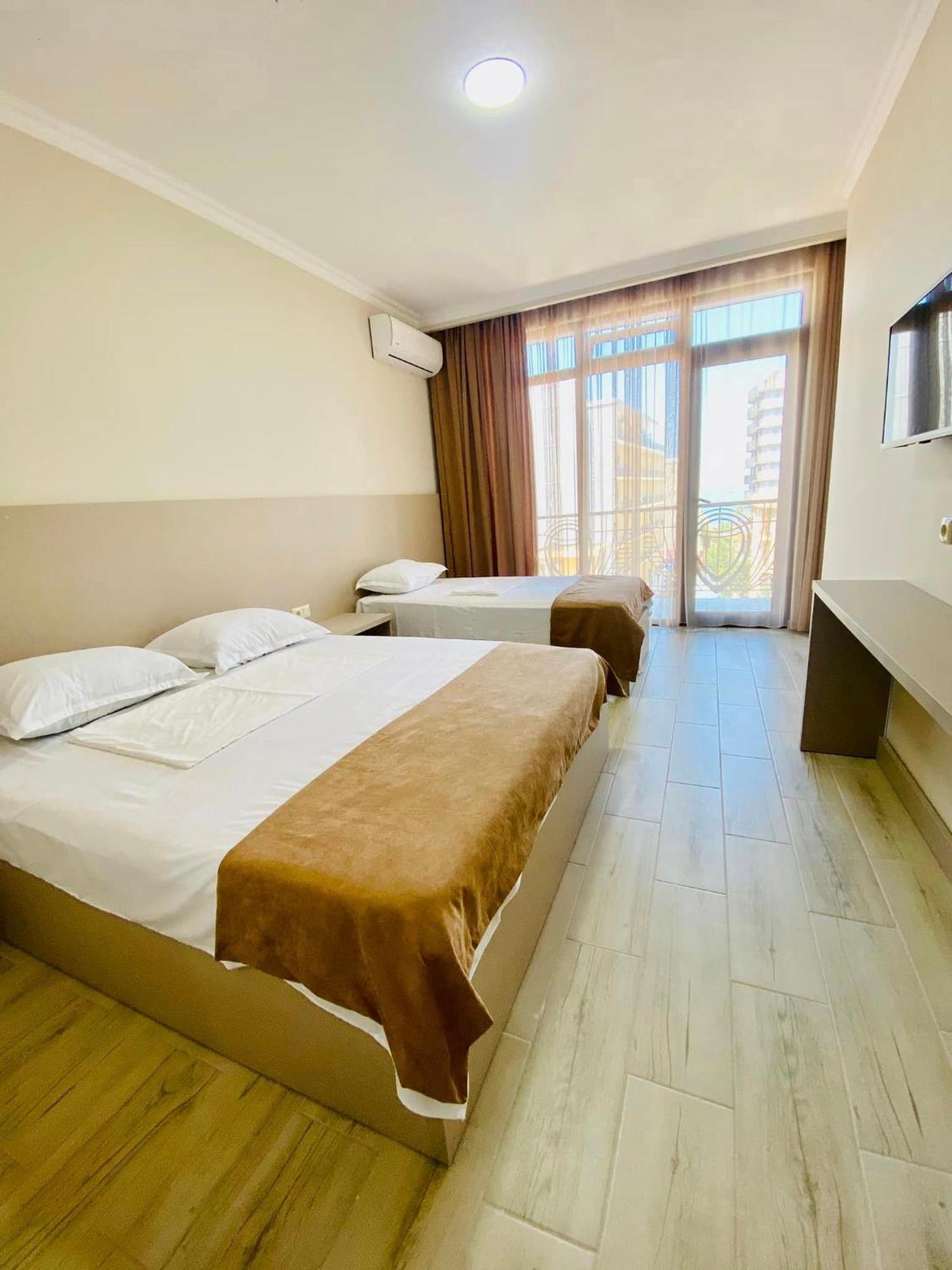 Hotel Tesa Гонио Екстериор снимка